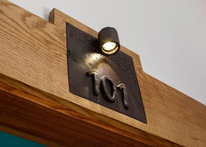 Pensión Yourhome - Maison Iovino Luxury 4*